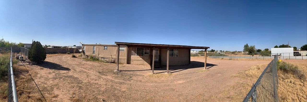 348 Oasis Dr #B - Photo 2 of 18