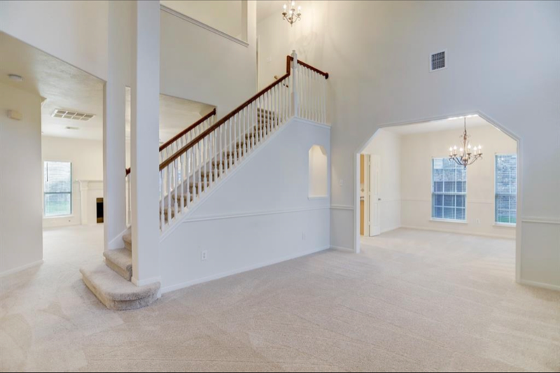 19927 Cypresswood Sq - Photo 2 of 7