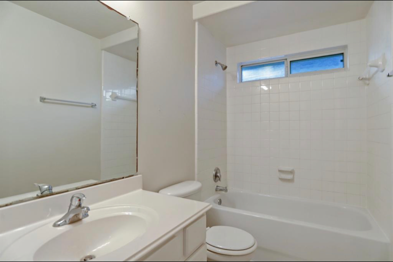 19927 Cypresswood Sq - Photo 5 of 7