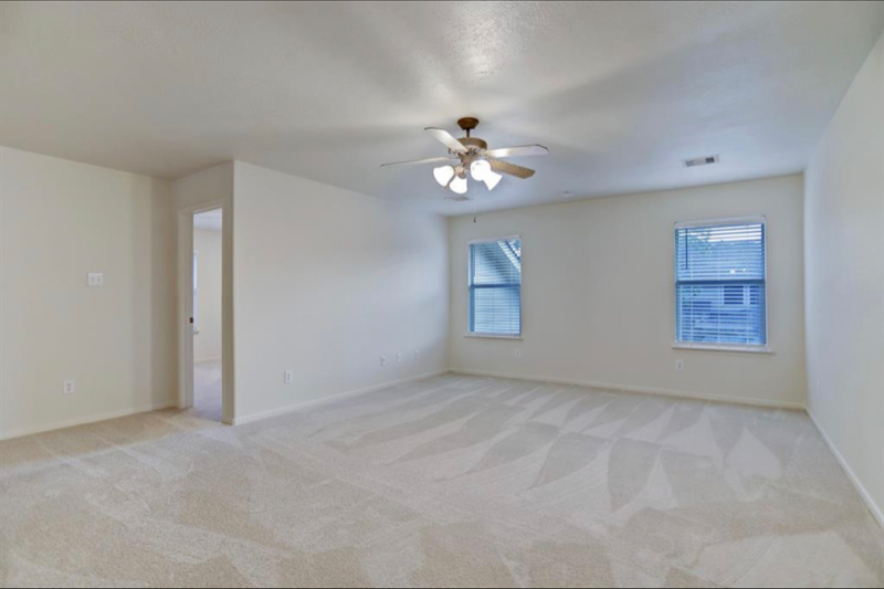 19927 Cypresswood Sq - Photo 6 of 7