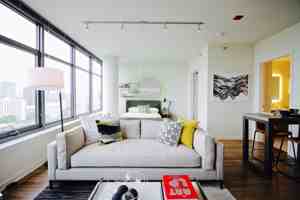 featured image of 347 W Chestnut St