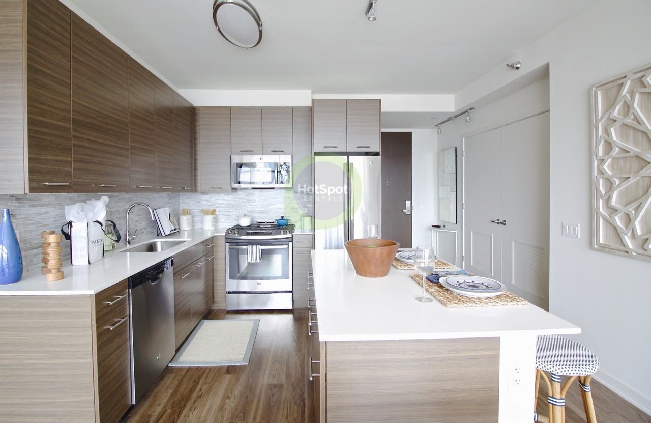 347 W Chestnut St #1-1 - Photo 2 of 13