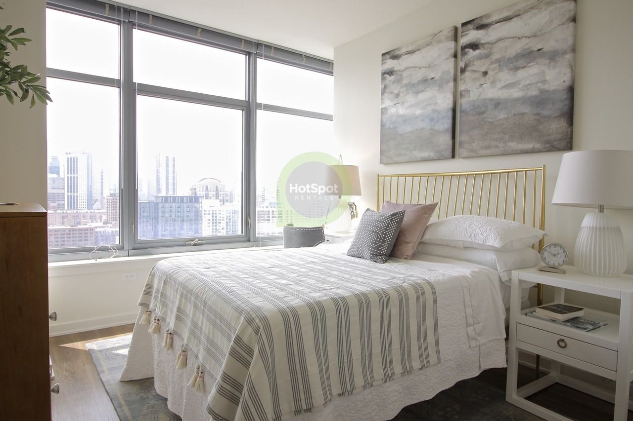 347 W Chestnut St #1-1 - Photo 6 of 13