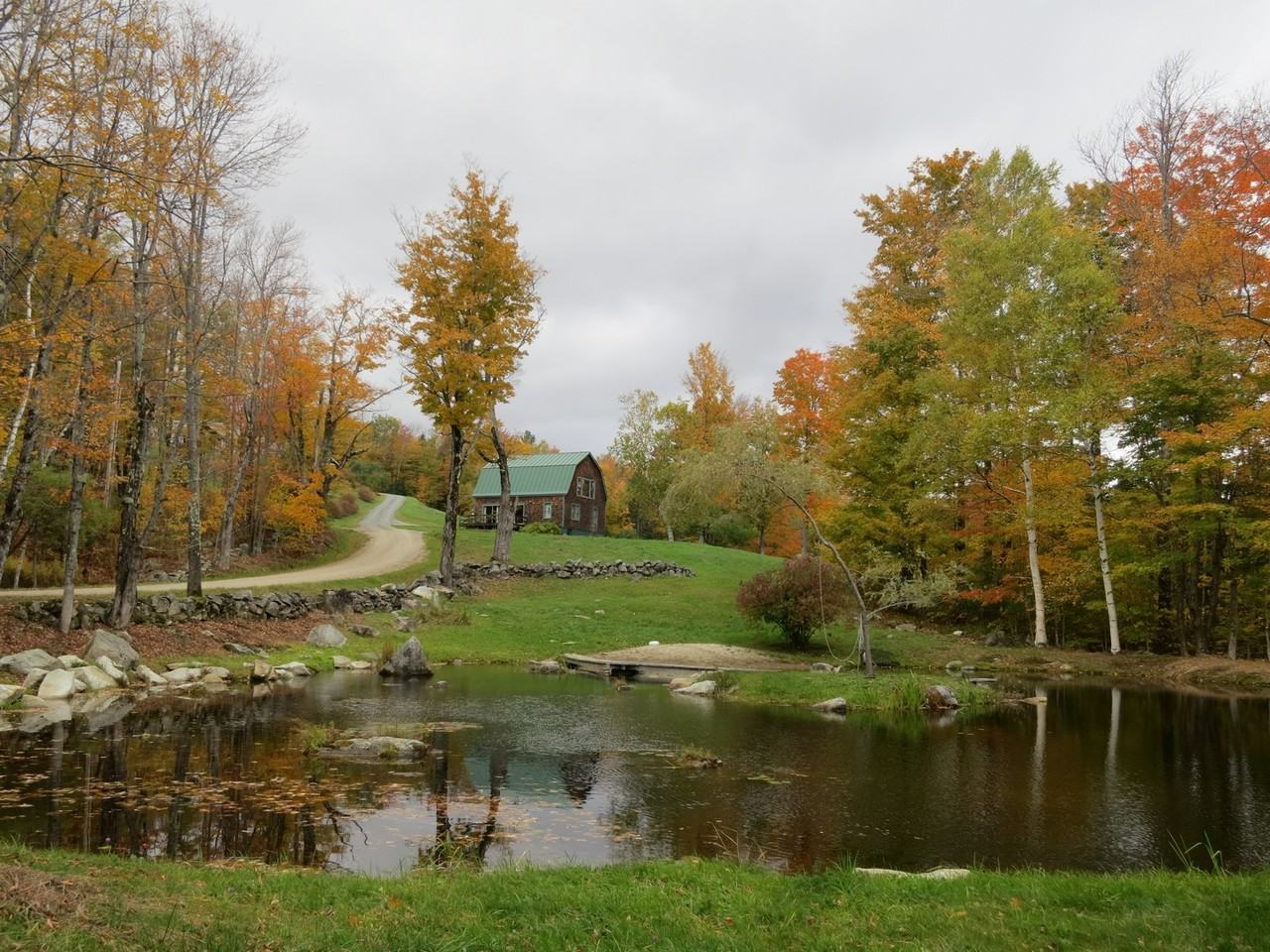 252 Bradford Rd - Photo 2 of 14