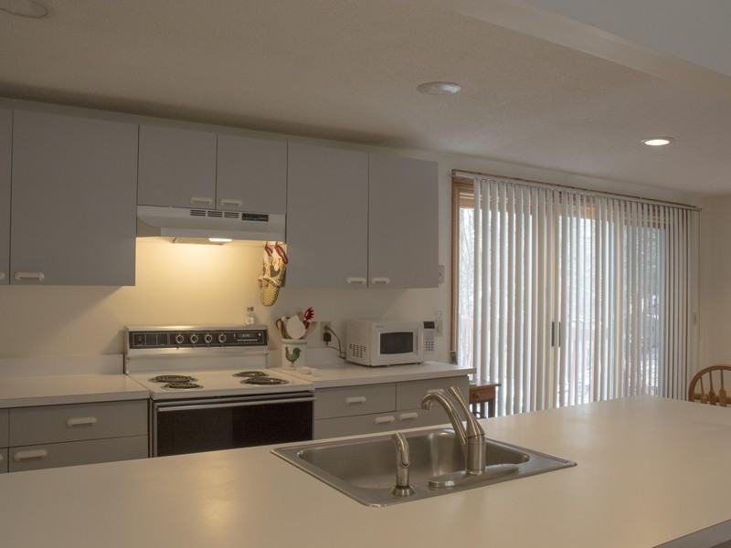 591 Edie Ln - Photo 2 of 11