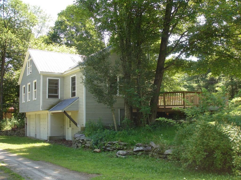 190 Depot St - Photo 2 of 17