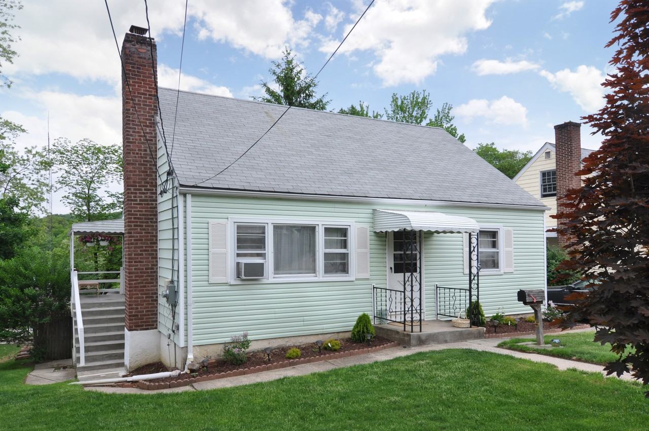 5 Fairmont St - Photo 2 of 15