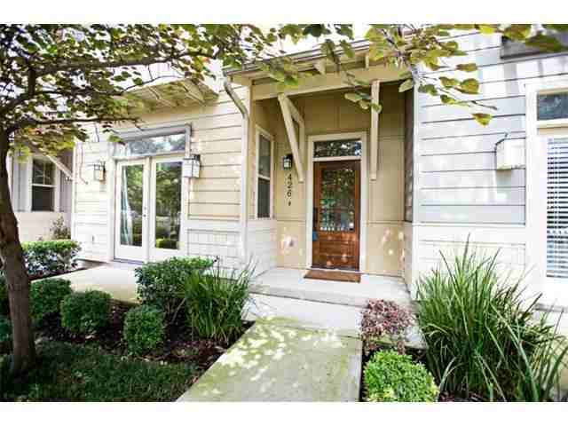 426 S Main St - Photo 3 of 27