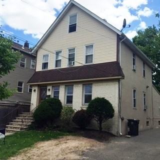 366 South Avenue E - Photo 2 of 9