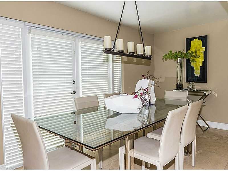 191 W Sunrise Ave - Photo 3 of 4