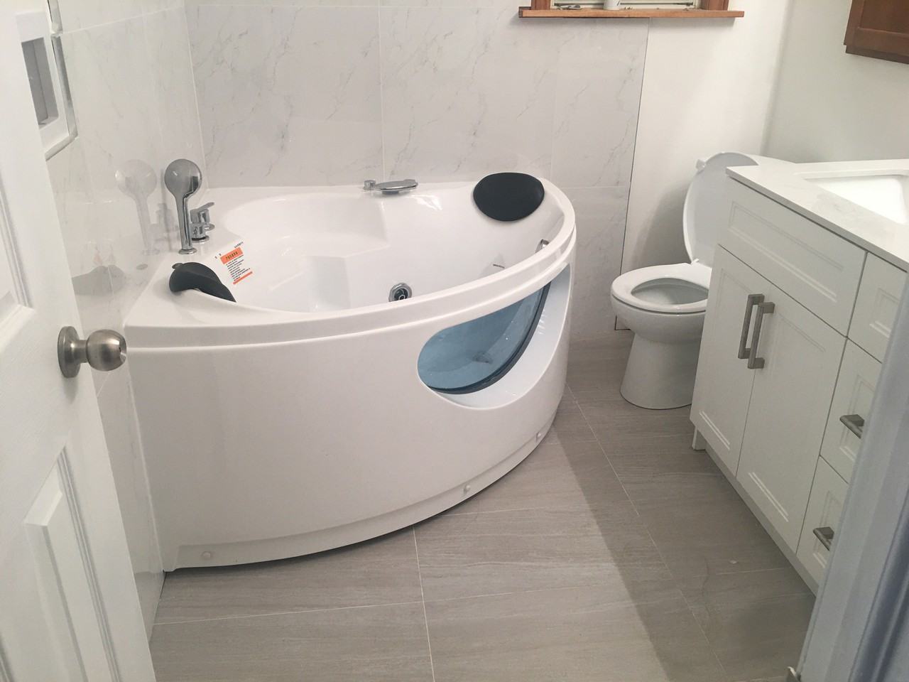 35 Lord Roberts Drive - Photo 2 of 3