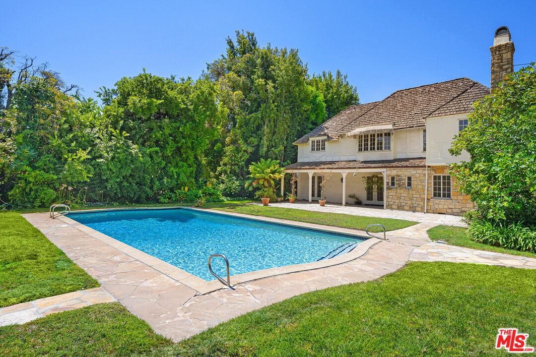 918 N Whittier Dr, Beverly Hills, CA 90210 5 Bedroom House for 19,900