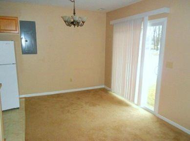 15266 Ripple Dr - Photo 2 of 5