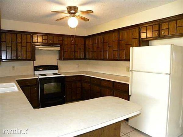 e.g. Washington and Main - Photo 2 of 9