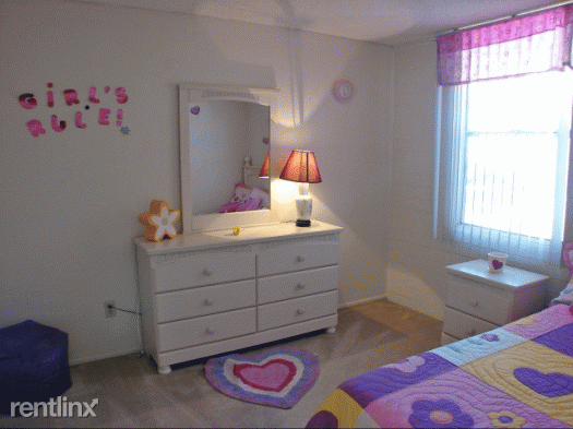 Sherwood Gardens Apartments - Photo 3 of 10