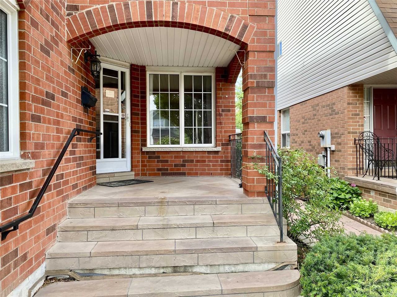 5271 Russell View Road - Photo 3 of 21