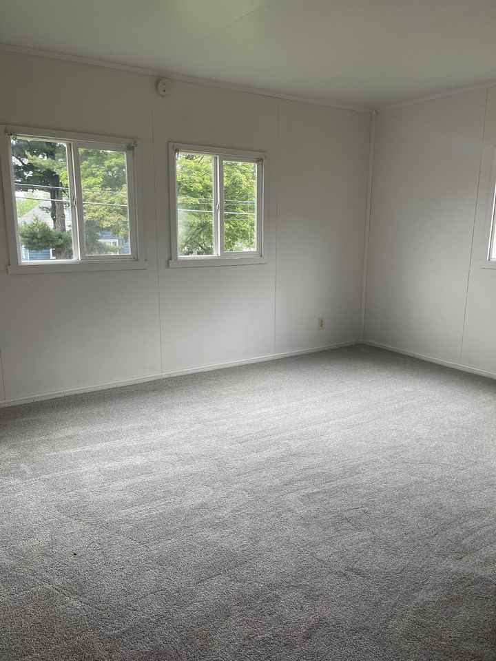 887 Kickapoo Ave #1 - Photo 5 of 9