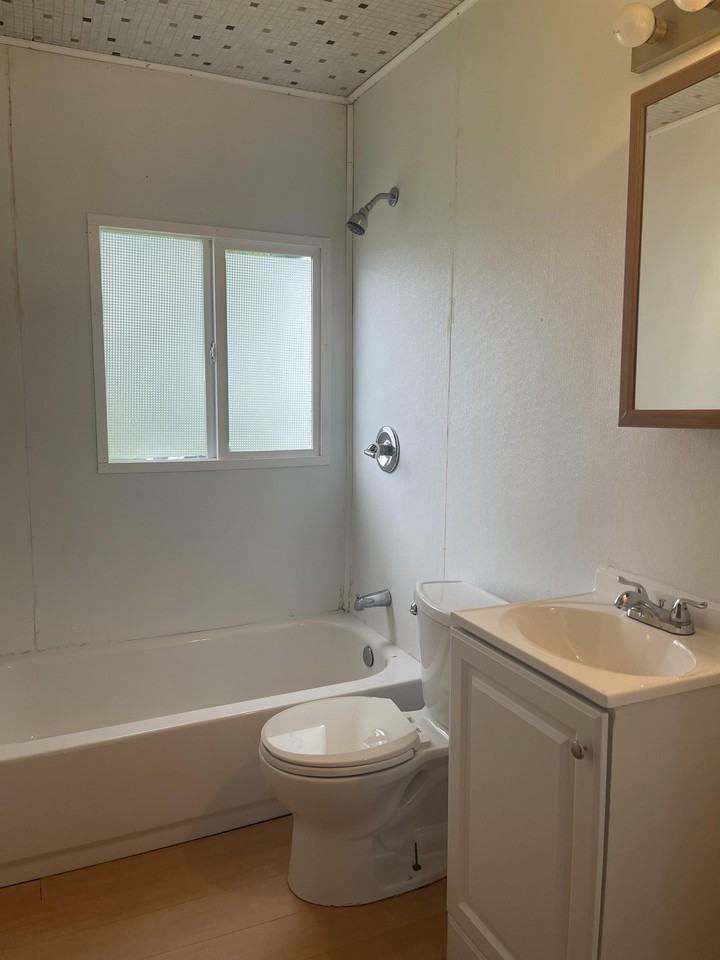 887 Kickapoo Ave #1 - Photo 6 of 9
