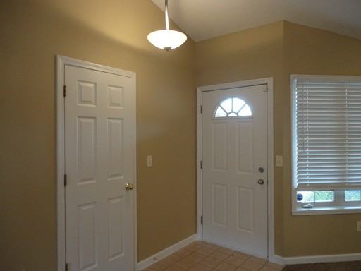 805 Plover Ln - Photo 2 of 19