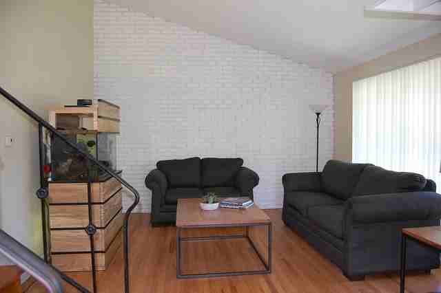 912 Chestnut St - Photo 3 of 8