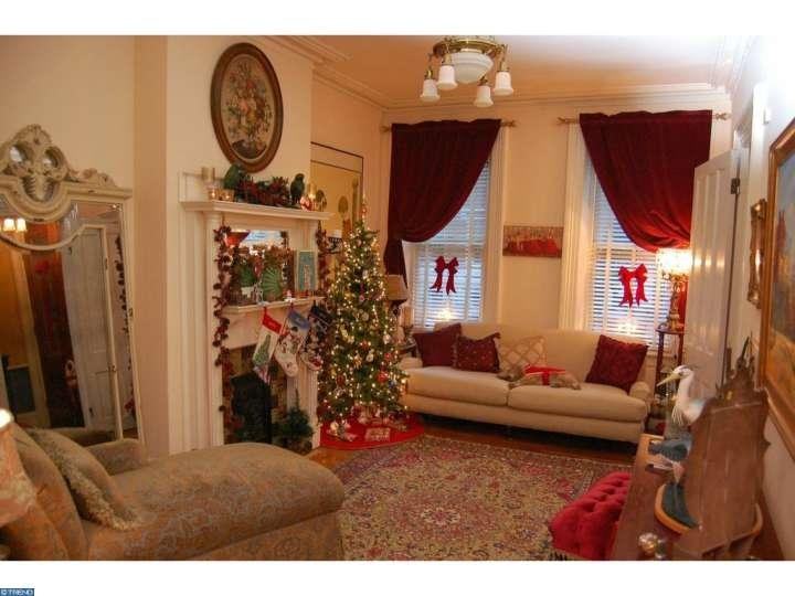 254 Jackson St - Photo 3 of 23