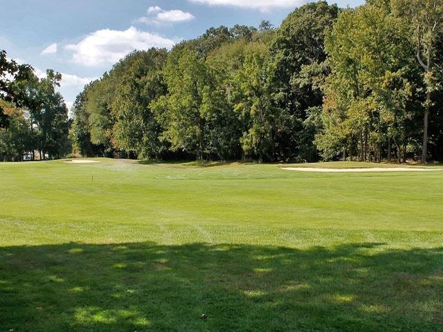 Ramblewood Village Apartments - Photo 3 of 5