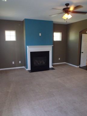 103 Maplewood Rd - Photo 3 of 15