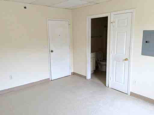 66 Main St - Photo 3 of 8