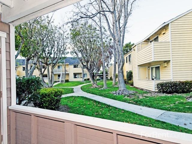 Mariner's Cove Apartments - 4392 W Point Loma Blvd, San Diego, CA