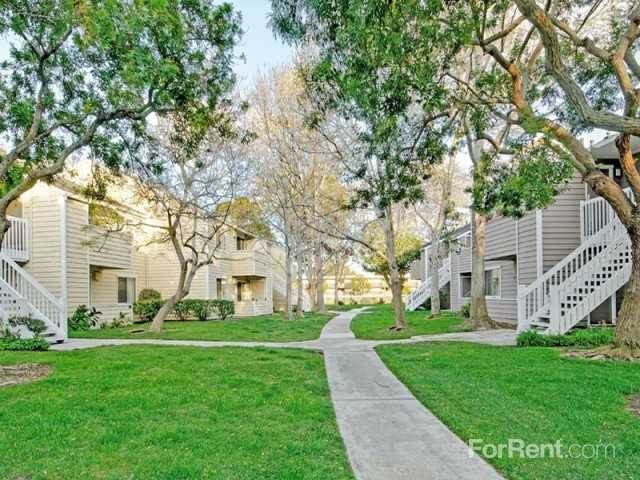 Mariner's Cove Apartments - Photo 2 of 18