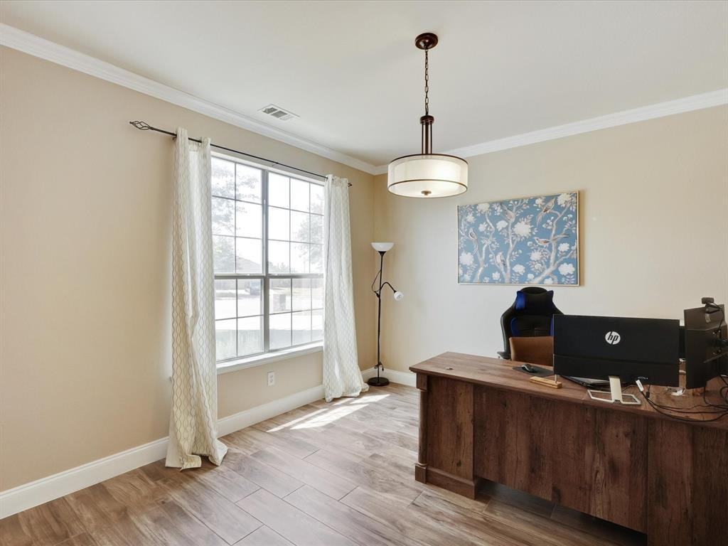 1605 Quail Grove Drive - Photo 6 of 38