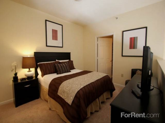 Apartments at Birkdale Village - Photo 2 of 14