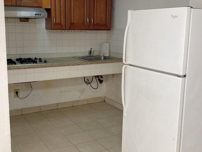 1908 Jerome Ave #1 - Photo 2 of 6