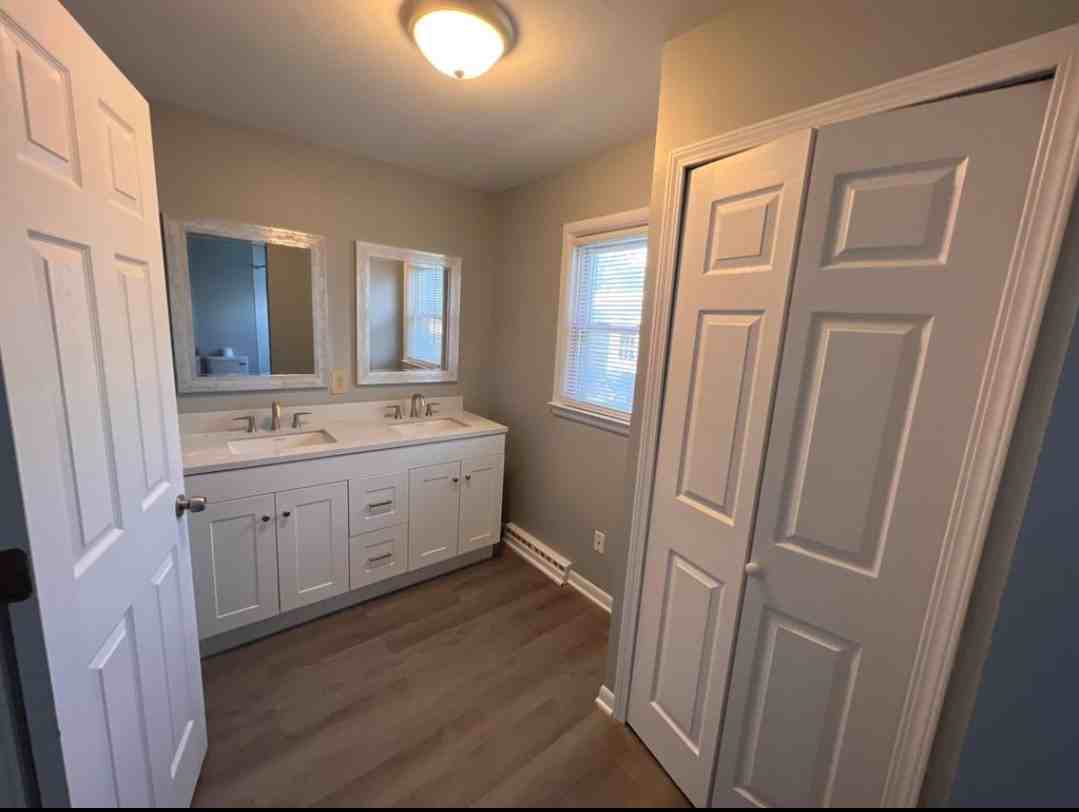 777 Adams St #1 - Photo 3 of 13