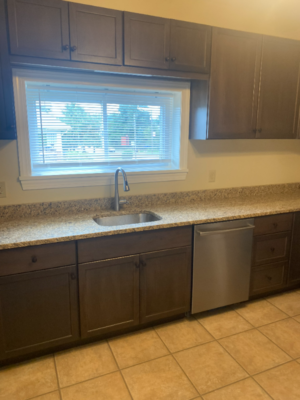 566 Main St #1 - Photo 3 of 19