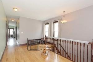 featured image of 546 Mercer St #2