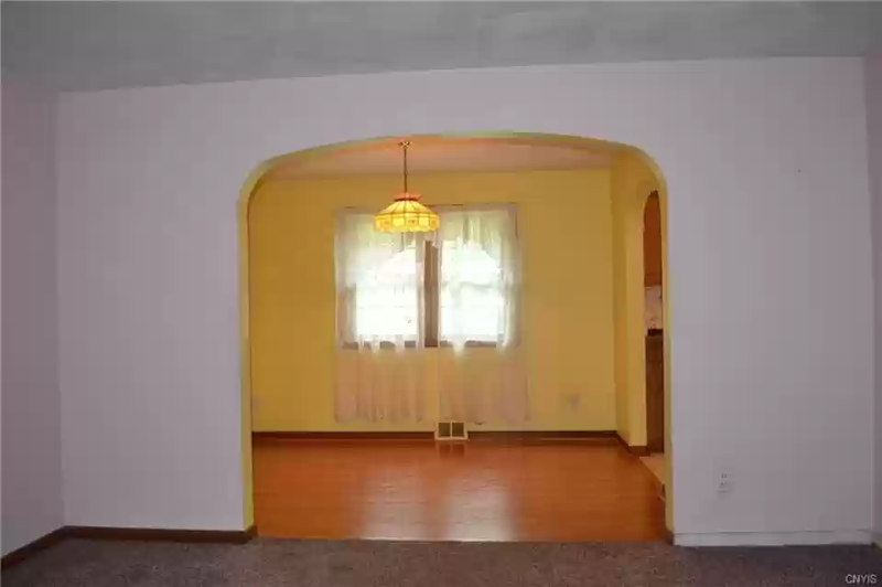 500 Dawes Ave - Photo 2 of 12