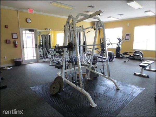 5721 Soldier Cir - Photo 3 of 15