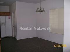 625 Mildred Ln - Photo 3 of 10