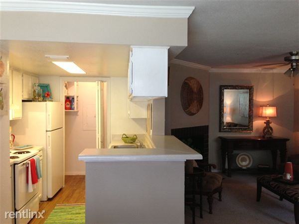 Graham - Photo 3 of 10