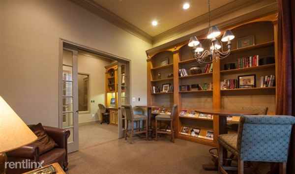 Kings Manor - Photo 3 of 11