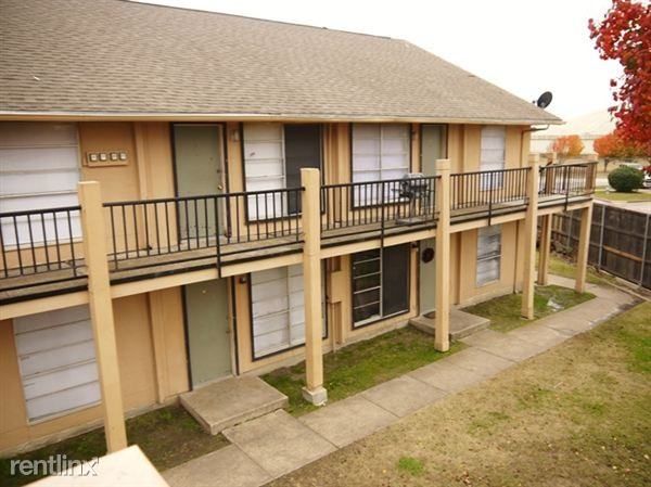 Centerville - Photo 2 of 4