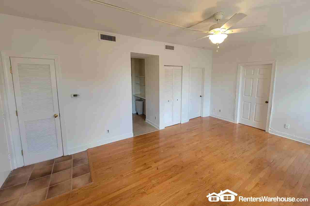 503 S Davis Ave - Photo 3 of 26