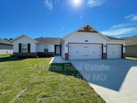 516 Evergreen Ave - Photo 1 of 1