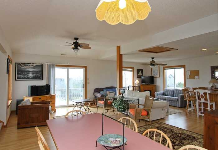 42197 Askins Creek Drive - Photo 2 of 12