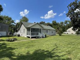 featured image of 6062 Potomac Dr #1