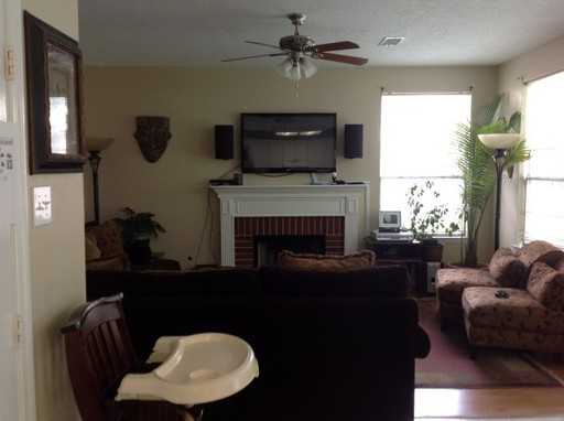 1226 Wood Haven Ct - Photo 3 of 7