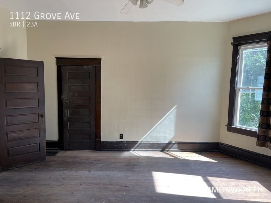 1112 Grove Ave - Photo 2 of 21