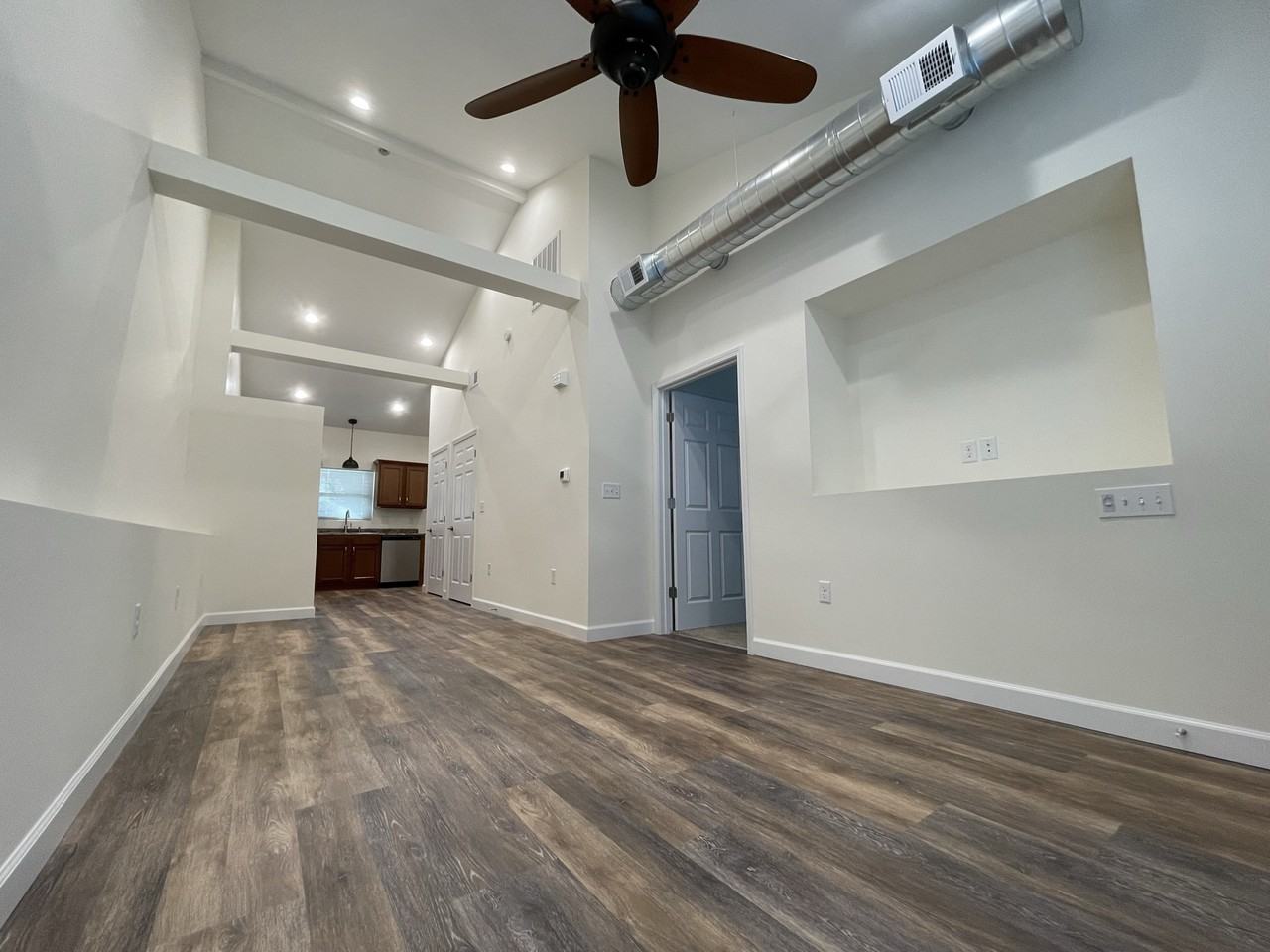 625 Pawnee St - Photo 2 of 11