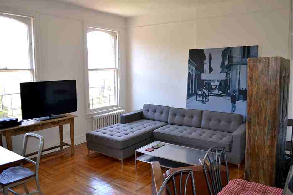 815 Carroll St #4F - Photo 2 of 5